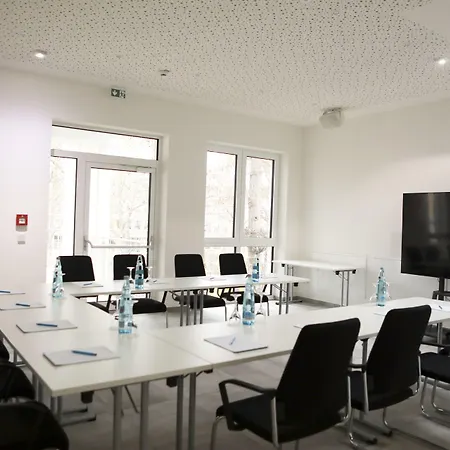 فندق Deutscher Hof 3*