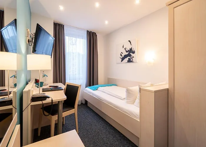 Deutscher Hof Hotel 3*